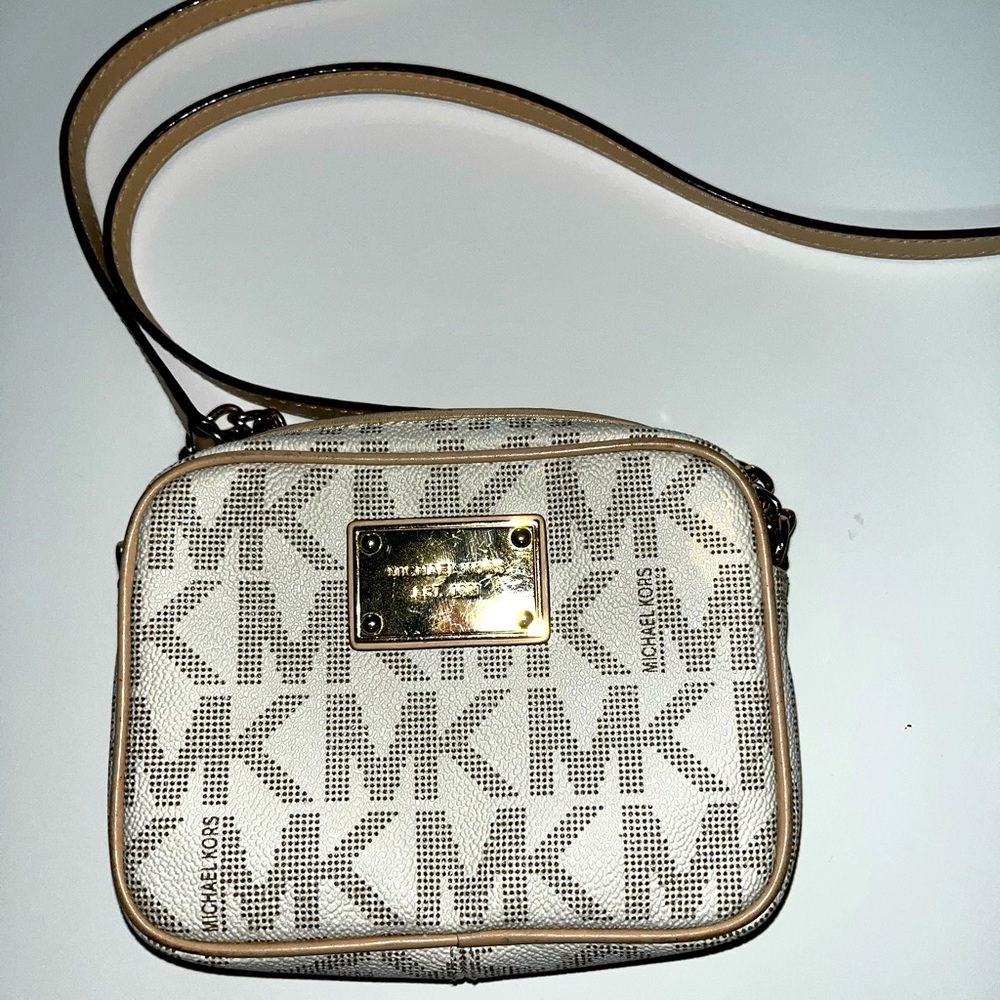 Michael Kors small crossbody Purse cream and gold